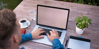 Jak się pisze mgr przed nazwiskiem?